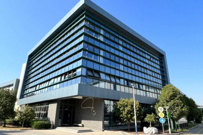 Gebäude in dem Sonplas in Kunshan, China, beheimatet ist.