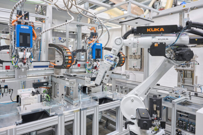 Innenansicht Batteriemodul Produktion