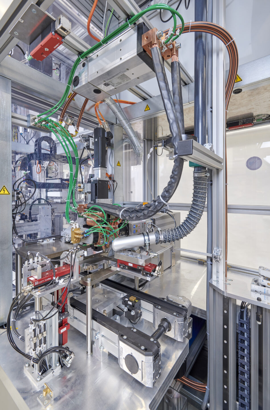 Innenansicht Inverter Montage Hartlötstation