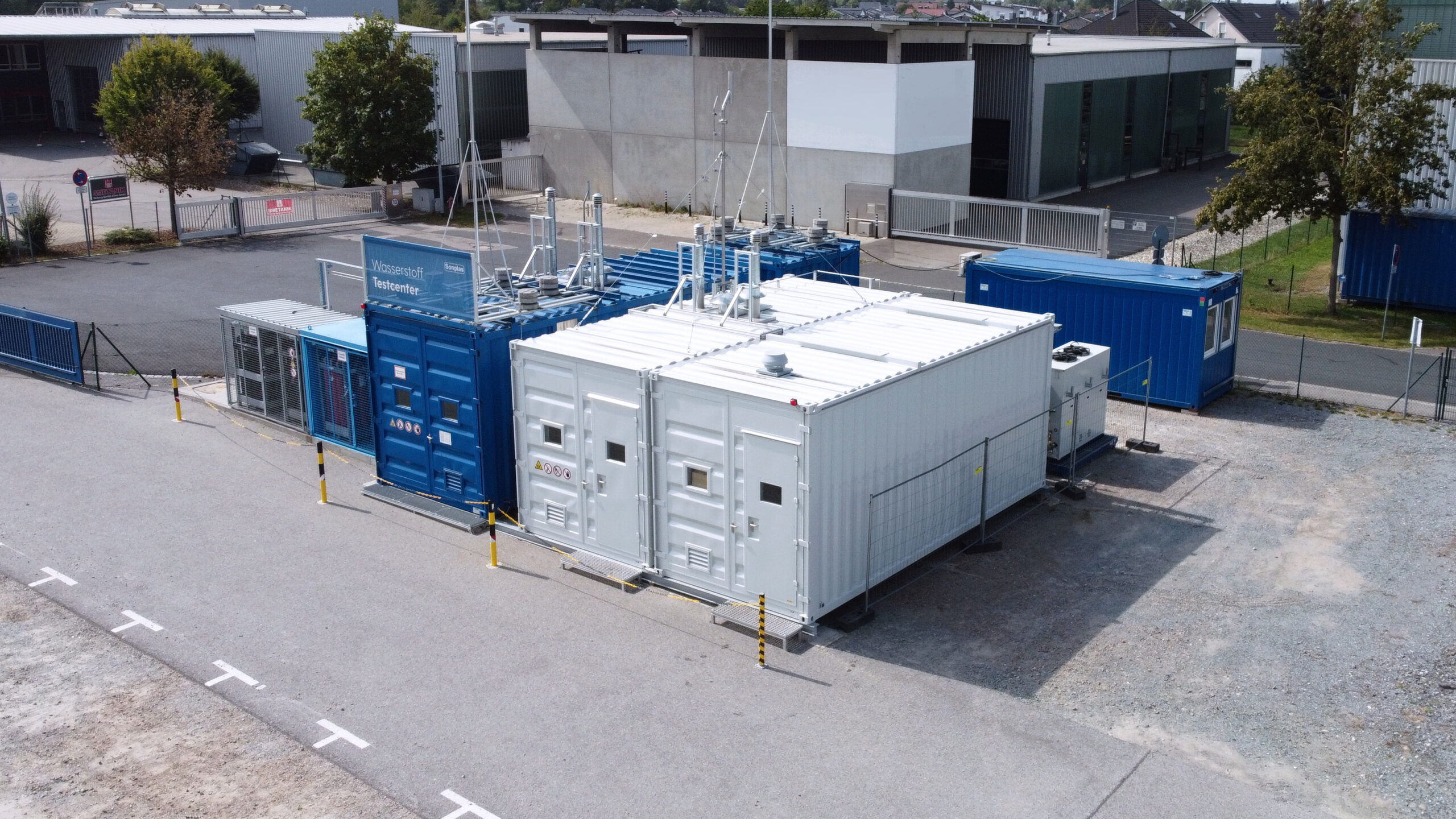 Ansicht von oben auf Wasserstoff und BoP Testcenter