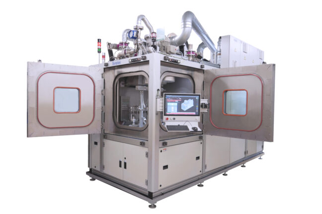 Außenansicht auf den Methanolprüfstand mit offenen Türen